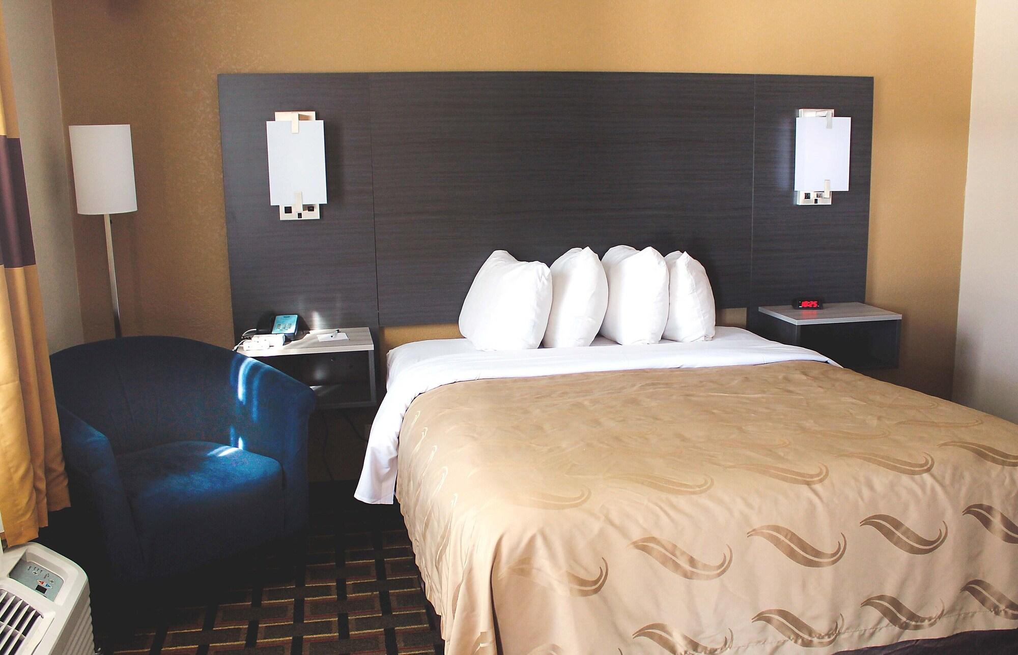 Quality Inn Raynham - Taunton Екстериор снимка