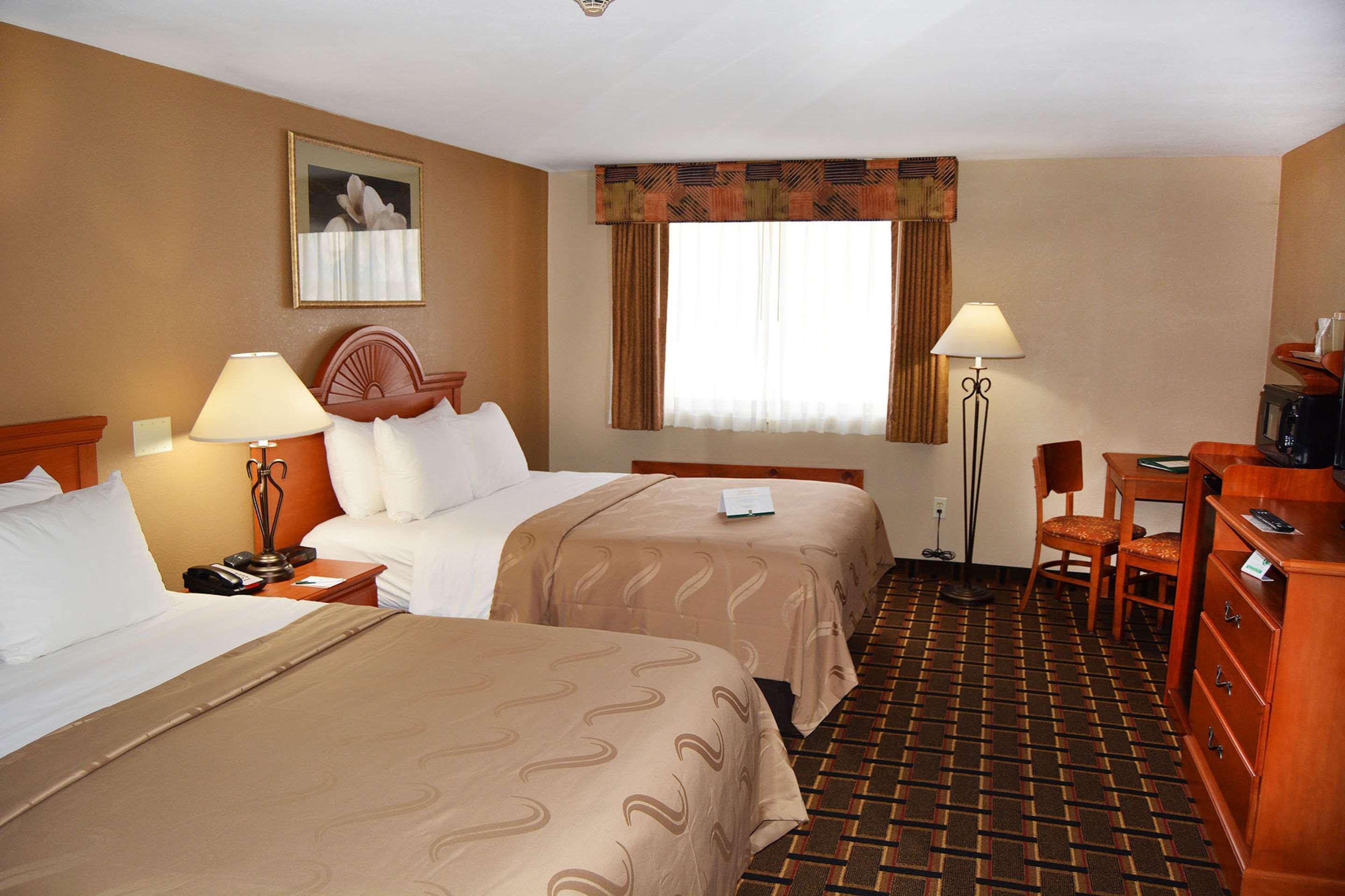 Quality Inn Raynham - Taunton Екстериор снимка