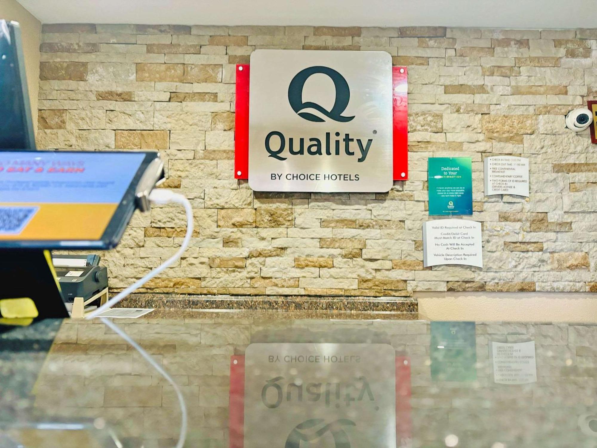 Quality Inn Raynham - Taunton Екстериор снимка