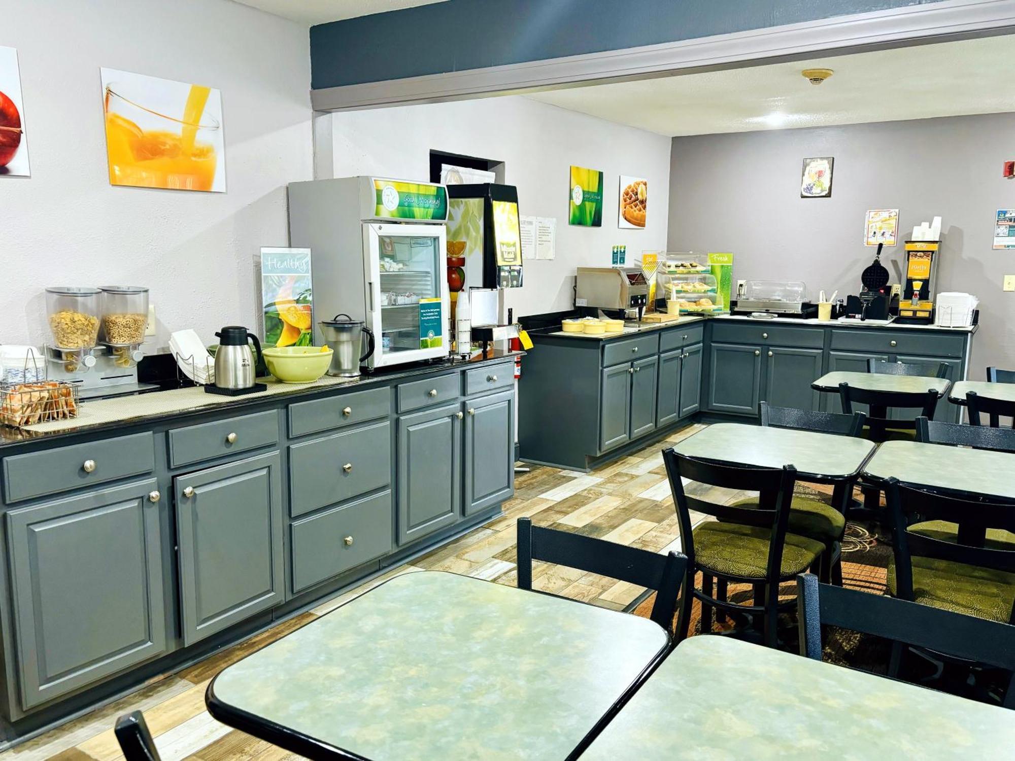 Quality Inn Raynham - Taunton Екстериор снимка