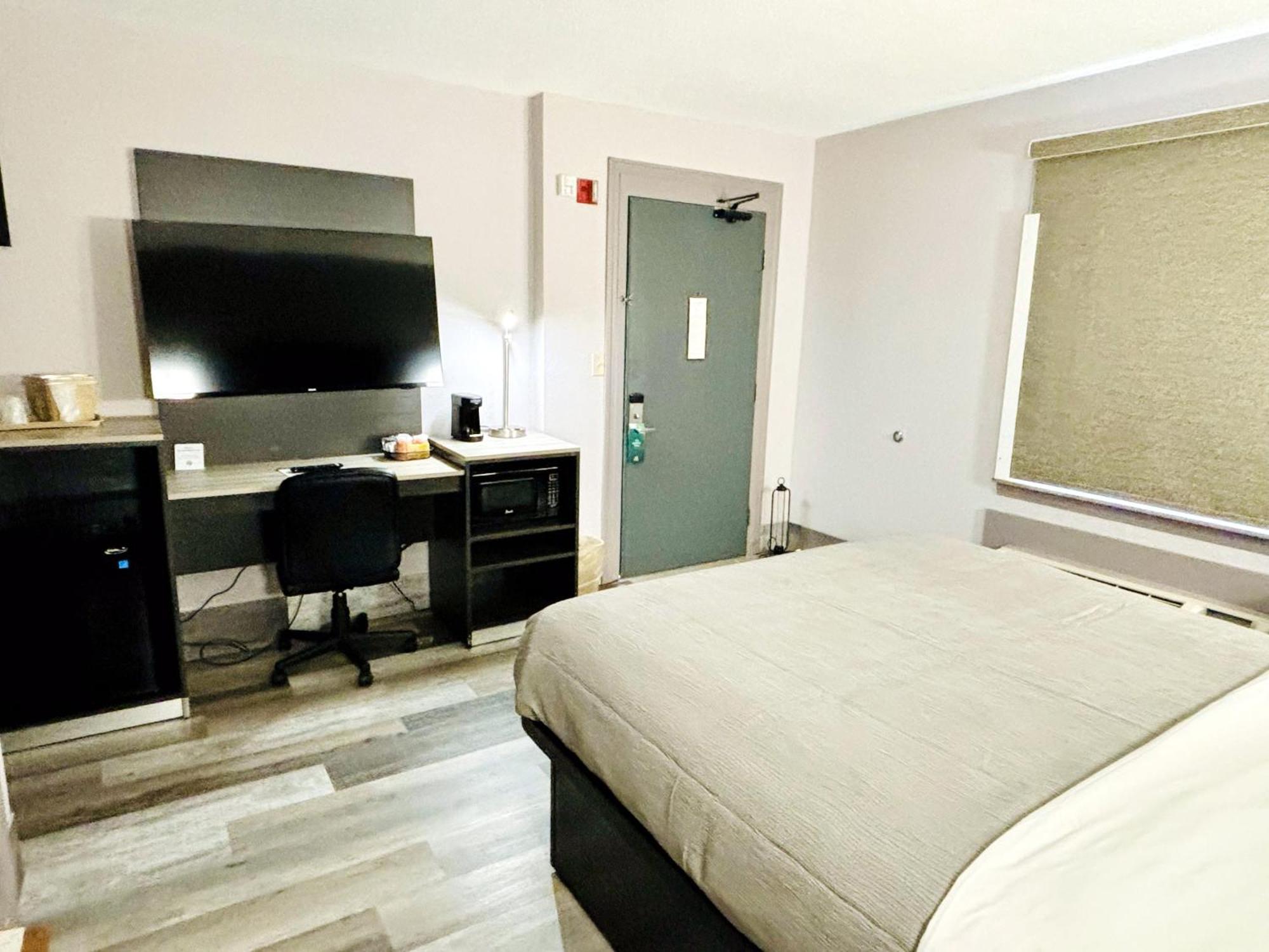 Quality Inn Raynham - Taunton Екстериор снимка