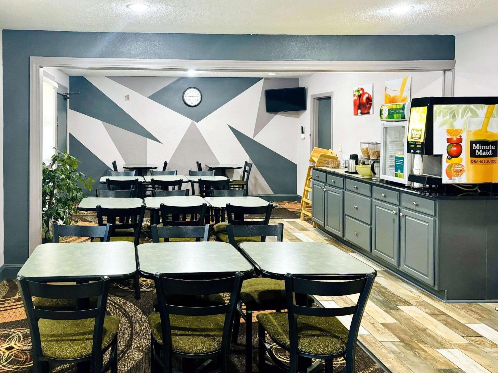 Quality Inn Raynham - Taunton Екстериор снимка