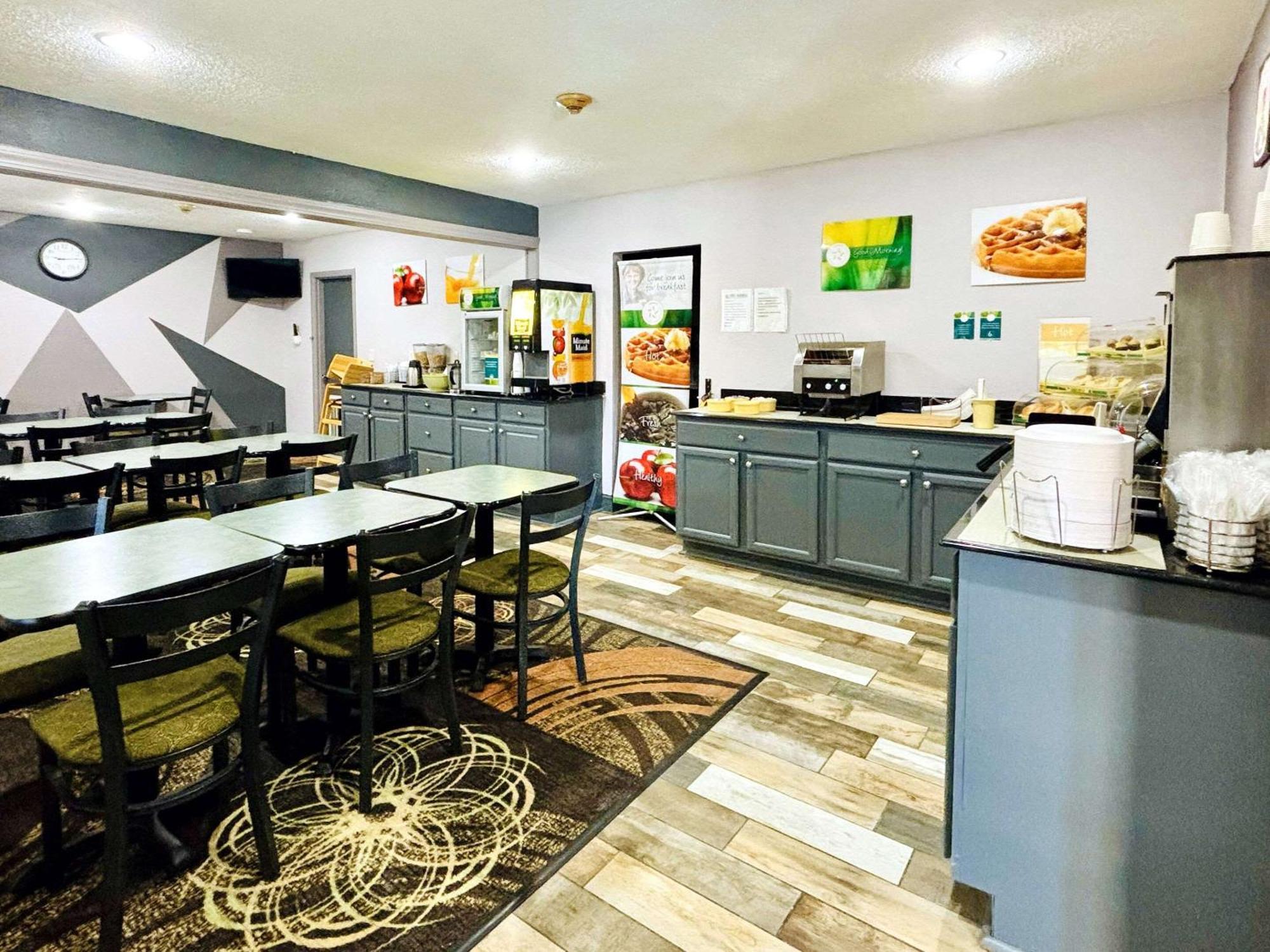 Quality Inn Raynham - Taunton Екстериор снимка