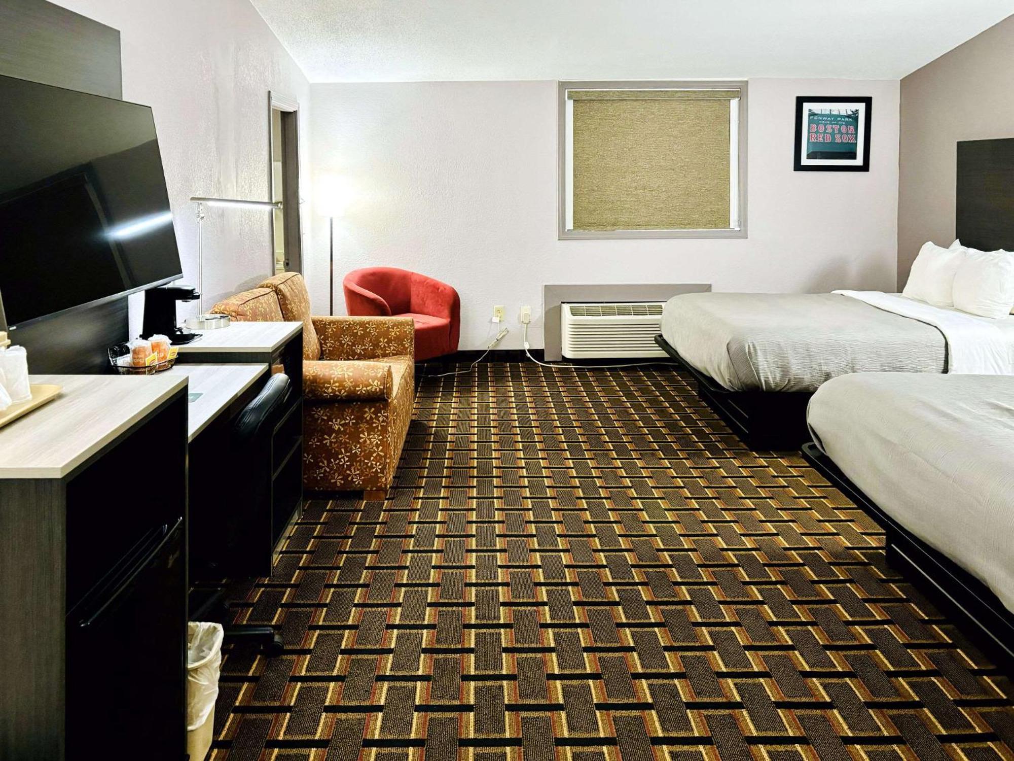 Quality Inn Raynham - Taunton Екстериор снимка