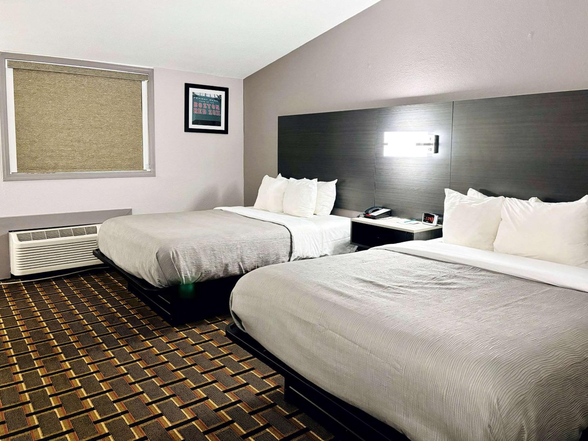 Quality Inn Raynham - Taunton Екстериор снимка